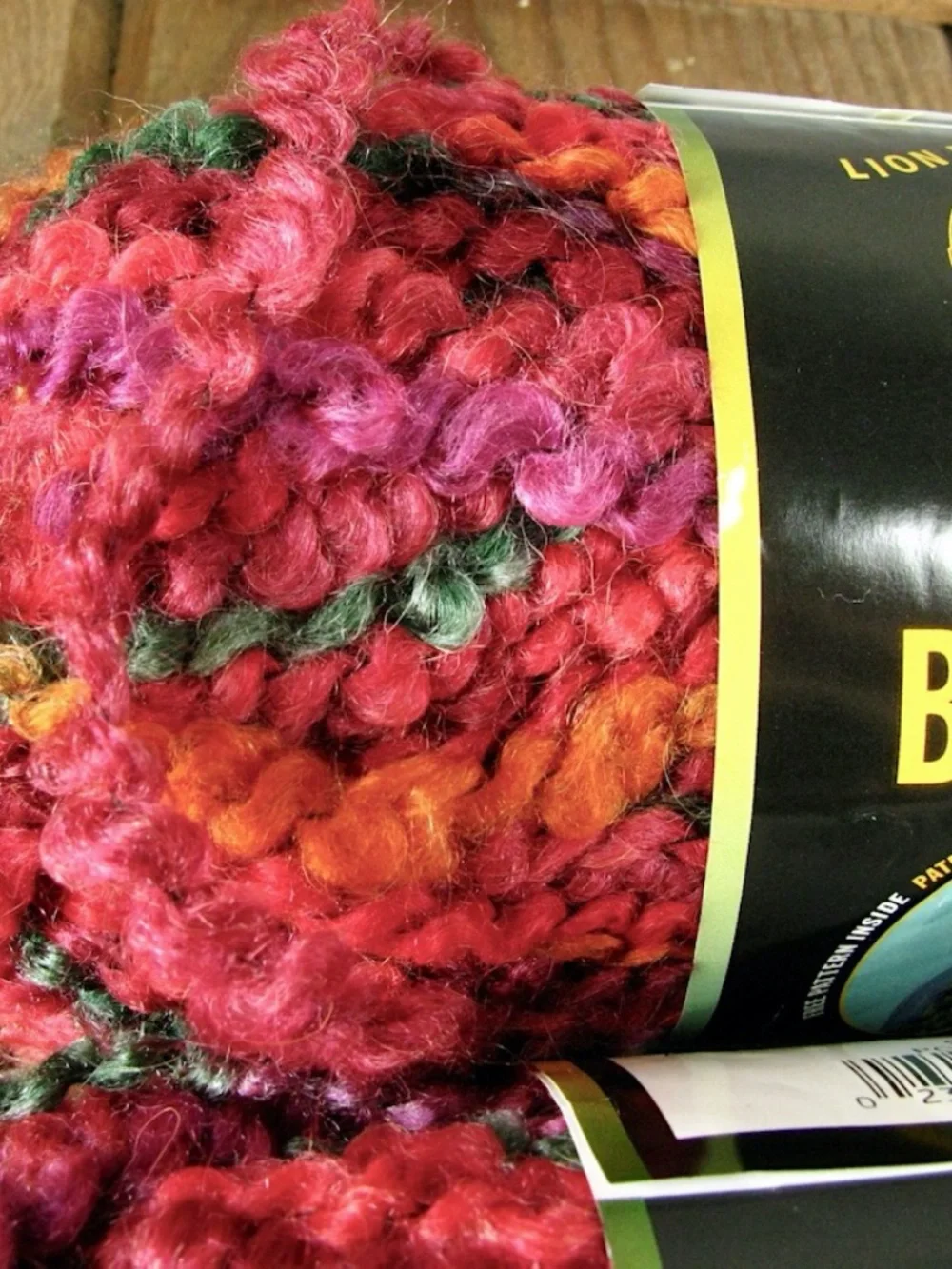 Lion Brand Boucle Yarn Super Bulky Size 6 Popsicle Reds Purple 57yd Lot of 3
